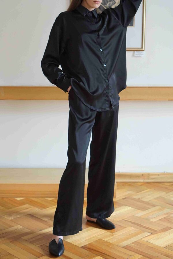 чорний костюм сорочка та брюки палацо
